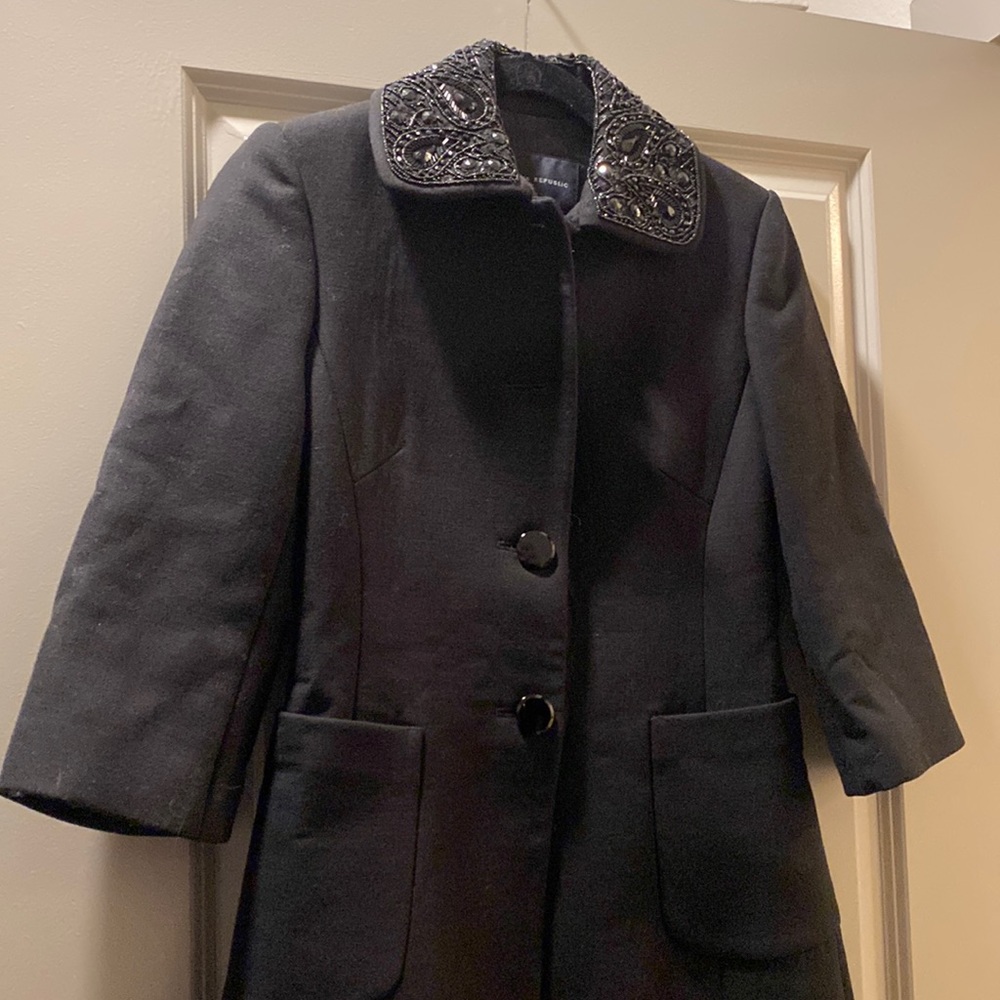 Banana Republic 3/4 Sleeve Wool Coat With Beaded Collar 🖤